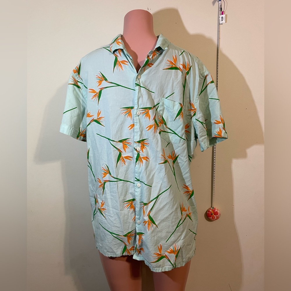 Sonoma Men’s XL casual button down shirt tropical summertime print pocket front